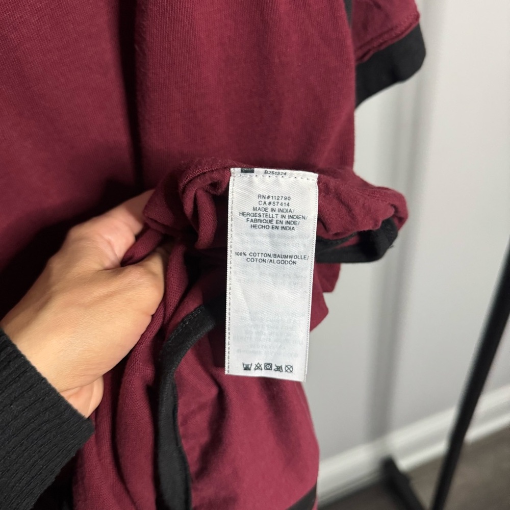 True Religion Pullover T-Shirt - Picture 10 of 10